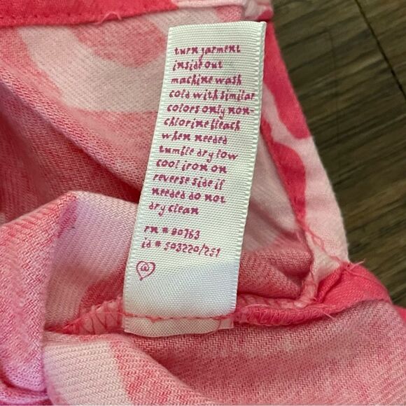 Victoria’s Secret Giraffe Print Long Sleeve Button Down Pajama Shirt Pink sz XS - Picture 7 of 12